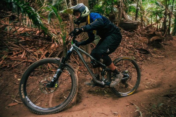 Mastering Your Sport Bike's UK MOT Test: Expert Tips and Tricks for Success